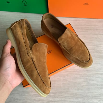 Loro Piana summer walk size 39