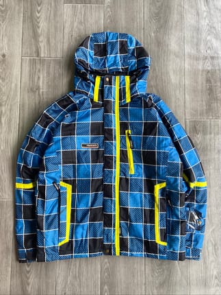 plaid jacket outdoor snowboard