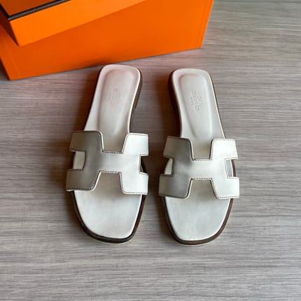 HERMES ORAN CALFSKIN WHITE SIZE 37 1/2