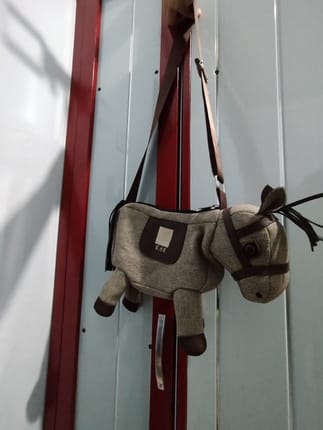 Tas Selempang Lucu Branded