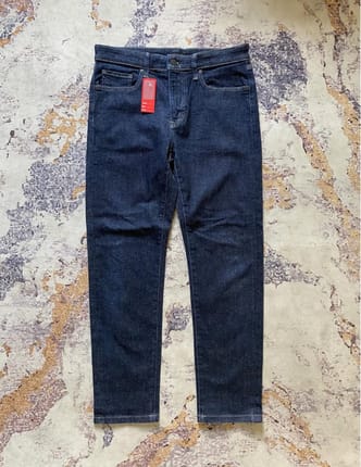 UNIQLO JEANS SKINNY FIT | kode 8