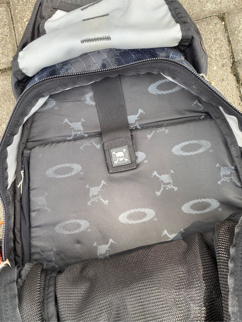 Oakley Gorpcore Bag Pria black, foto 4