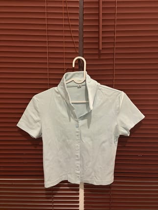 Uniqlo kemeja