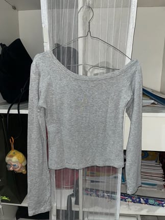 longsleeve offshoulder ( tiktokshop )