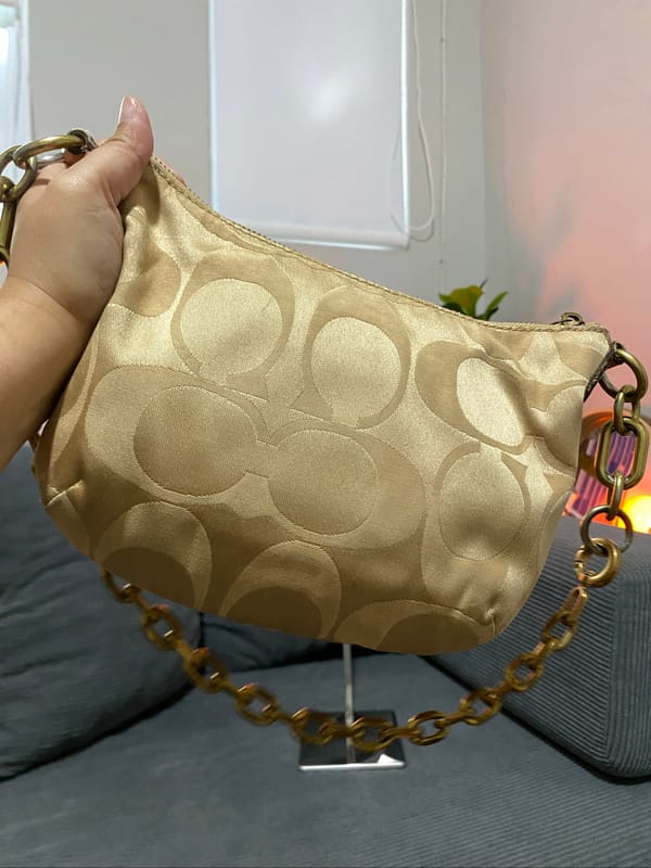 Coach vintage monogram chain strap shoulder bag, foto 4