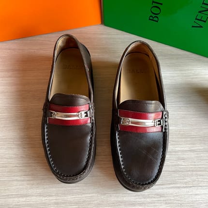 Bally penny loafer size 39.5