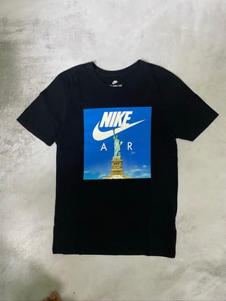 T-shirt Nike