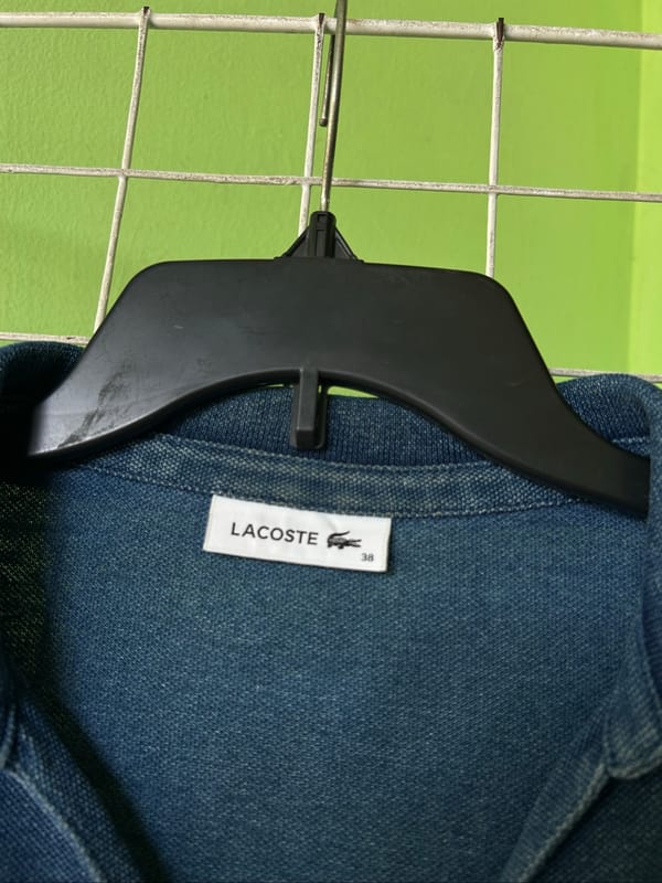 Lacoste, foto 2
