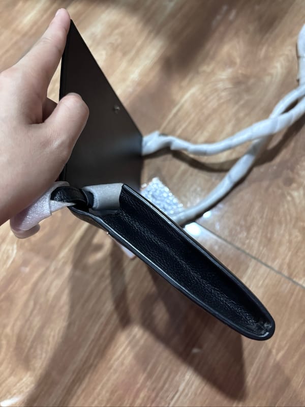 Balenciaga Slingbag + Entrupy, foto 4