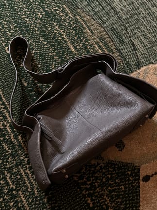 Tas Brand Lokal (INATTENDUE)