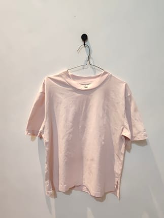 Kaos uniqlo airism pink