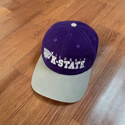 topi dua warna twotone k-state wild cats