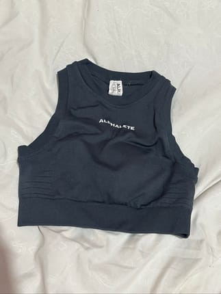 Alphalete Crop Sports Bra
