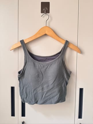bra top uniqlo grey size M