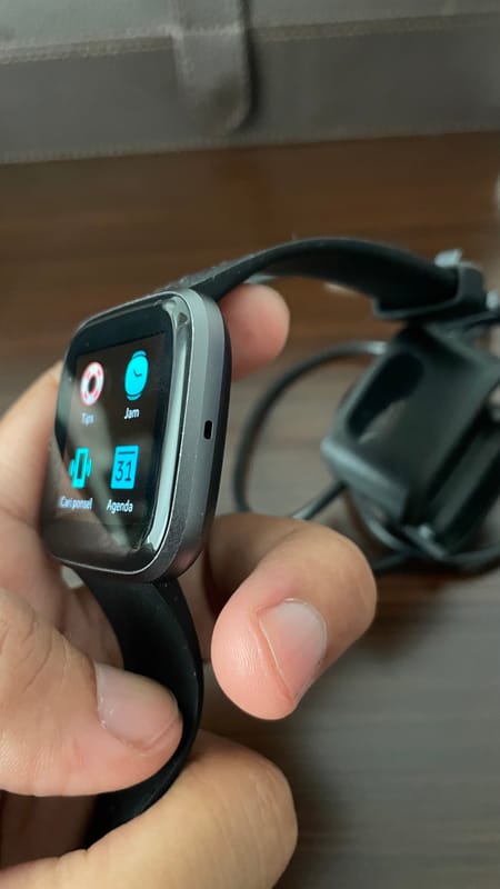 Fitbit Versa 2 Smartwatch - Black / Carbon Aluminum, foto 5
