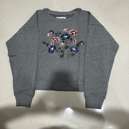 Abercrombie & Fitch Women's Crewneck Sweatshirt
