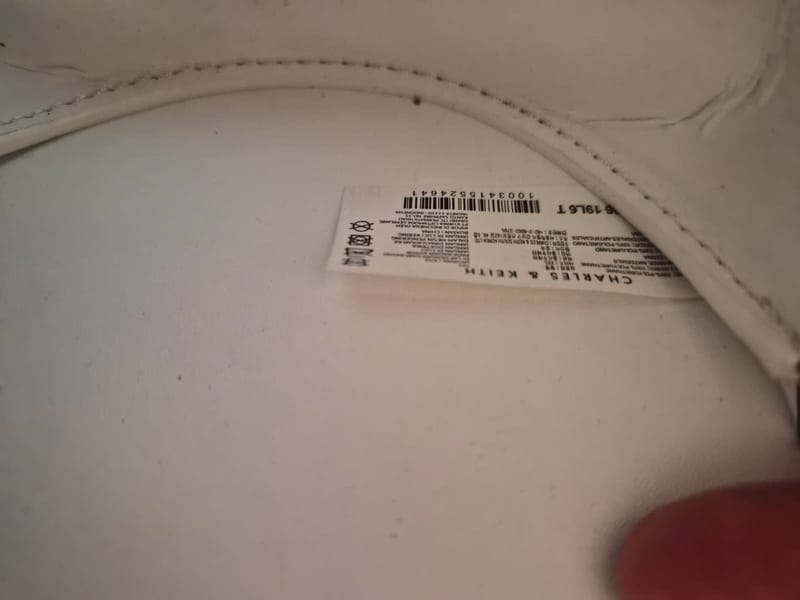 Tas selempang mini charles & keith, foto 5