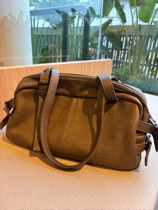 Samo Ondoh belt bag
