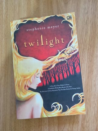 Buku Bekas Murah / Novel Judul Twilight Stephenie Meyer