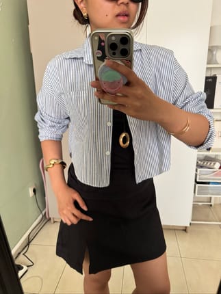 cropped stripes shirt