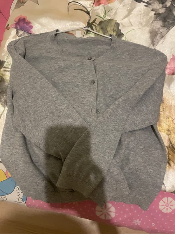Cardigan Abu abu, foto 2