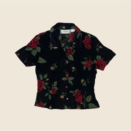 cuty floral shirt🌺