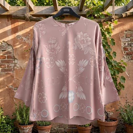 Atasan Blouse Satin Wanita Lengan Panjang
