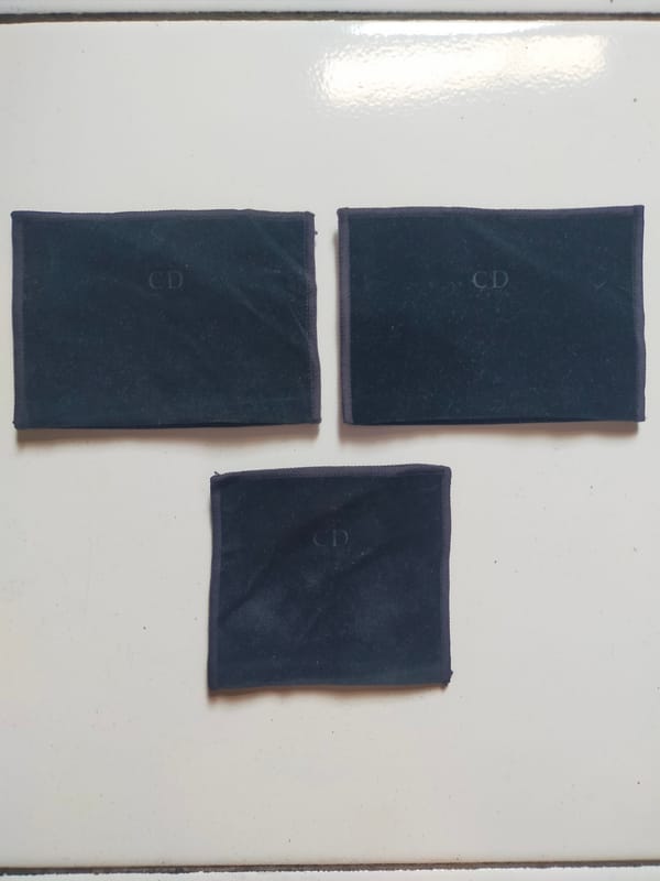 CHANEL,, CHRISTIAN DIOR MAKE UP POUCH, foto 3