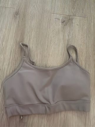sport bra