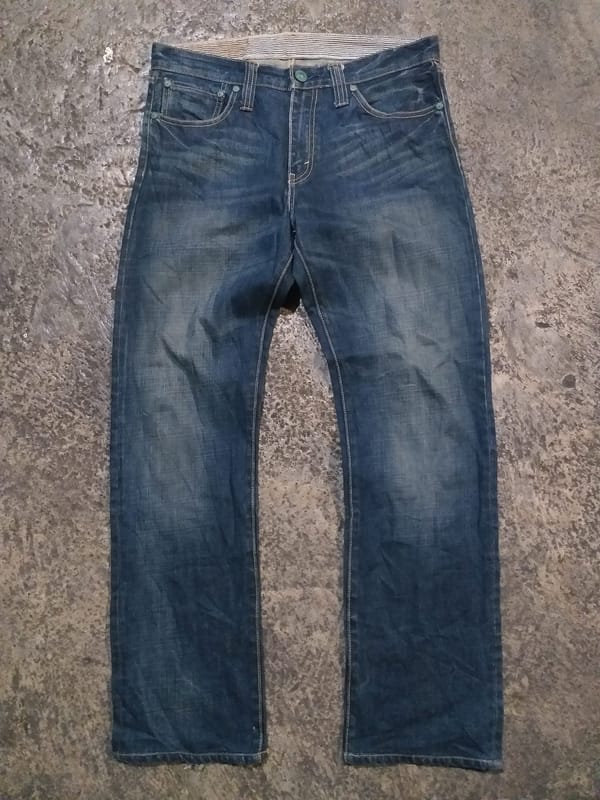 Levis Lot, foto 2