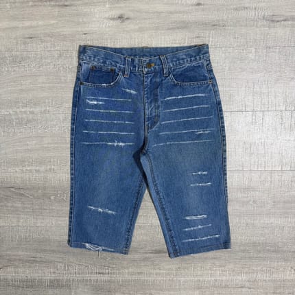 Place plan to begin tokyo distressed ripped short size 30