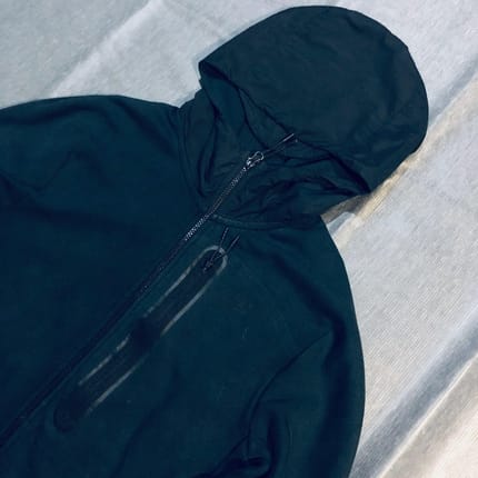 NIKE TECH MIDPOCKET