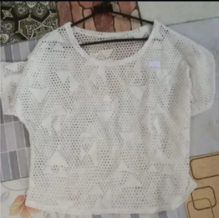 Atasan cewek kode 20