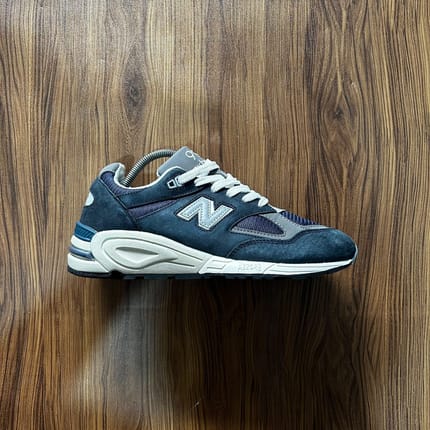 New Balance 990v2 USA