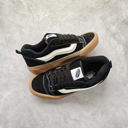 Vans Knu Skool Black Gum