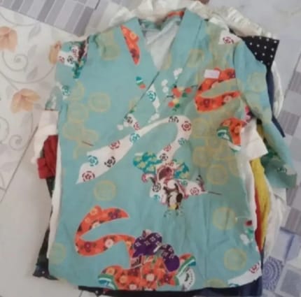 Atasan cewek kode 76