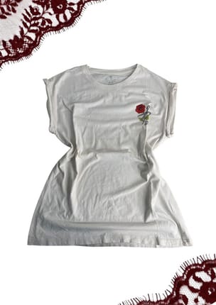 Tbrand white rose t-shirt