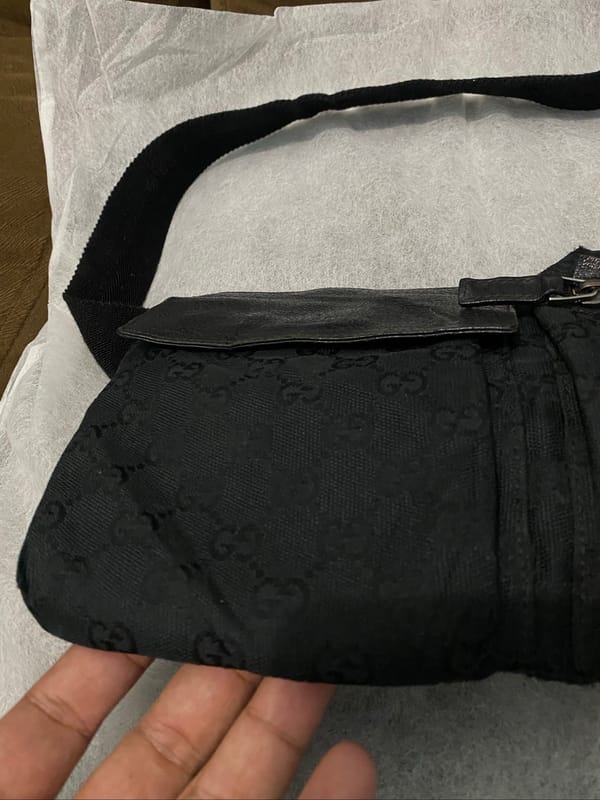 Gucci GG Monogram Canvas Leather Waisbag Authentic, foto 3