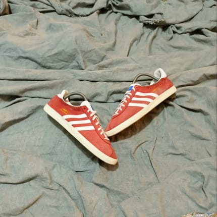 Adidas gazelle og red white