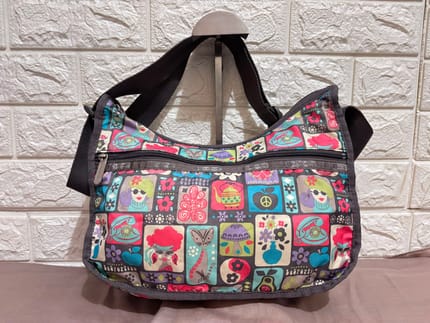 Preloved LeSportsac Adjustable Sling