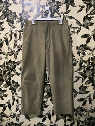 Celana kantor uniqlo