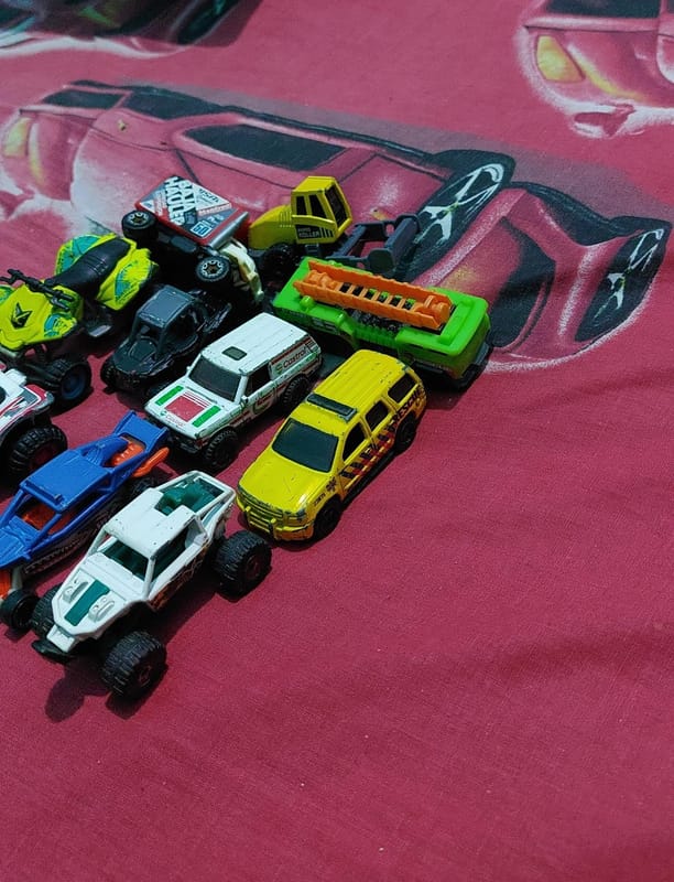 Diecast mobilan mix hw matchbox, foto 3