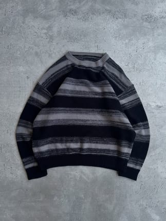 Unbrand knitwear basic gradient pattern sweater