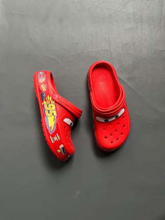 Crocs Clasic Clog  x Lightning Mcqueen
