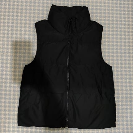 Rompi vest pria GU by uniqlo warna hitam size M cakep