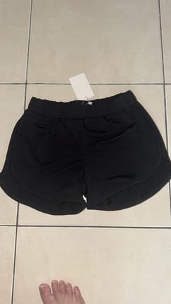 Celana shorts Bkk