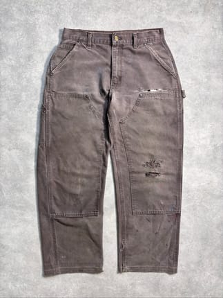 Thrashed Carhartt double knee darkbrown
