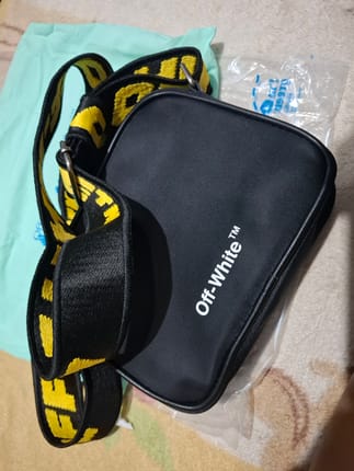 Sling bag off white original