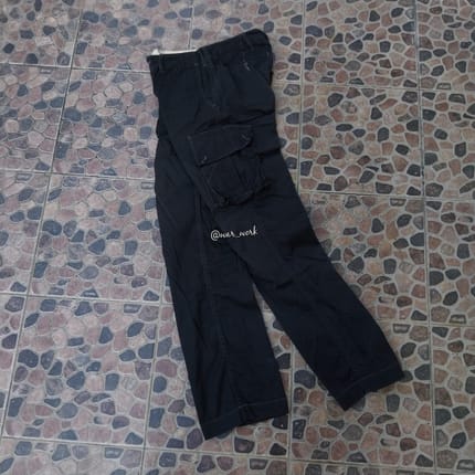 Sugar cane light cargo pants hitam