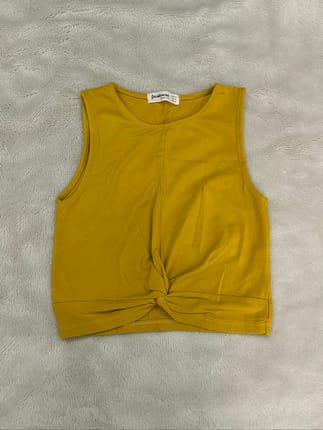 Stradivarius Yellow Tank